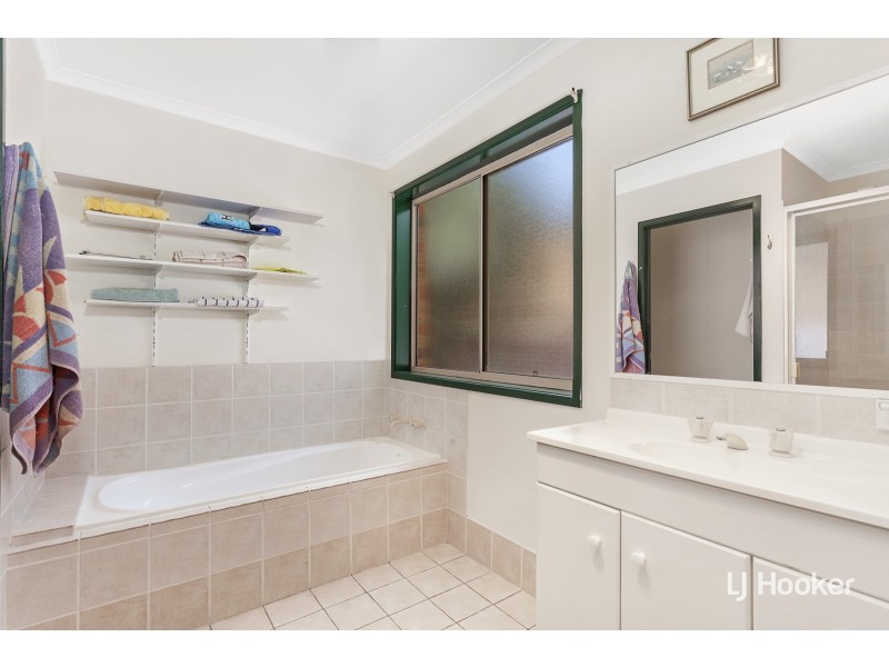 6 Clara Close, Amaroo ACT 2914