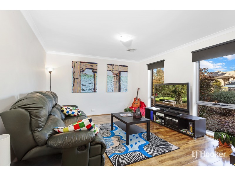 38 Clyde Finlay Street, Macgregor ACT 2615