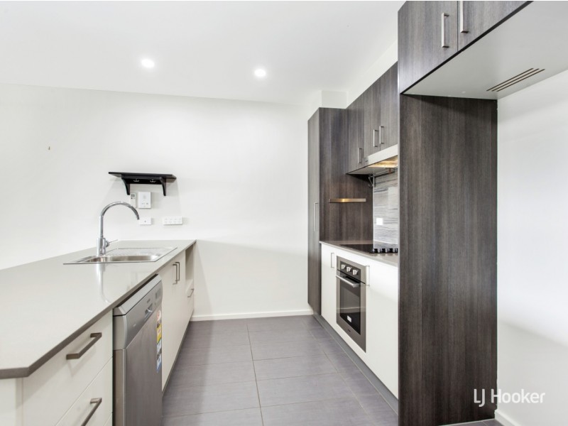 105/35 Oakden Street, Greenway ACT 2900