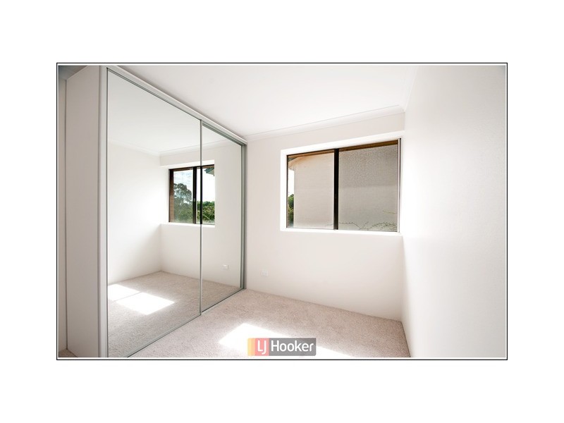 2/36 Templeton St, Cook ACT 2614