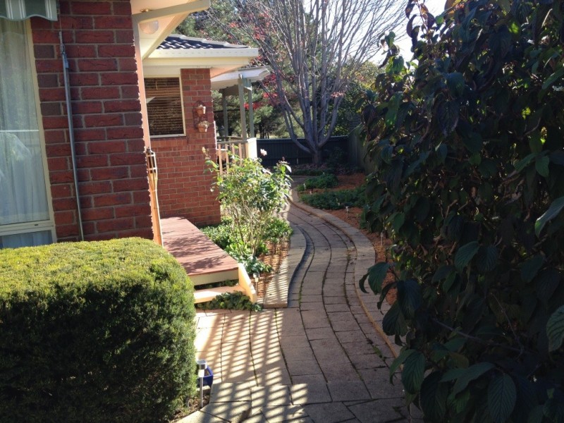 2/106 Britten Jones Drive, Holt ACT 2615