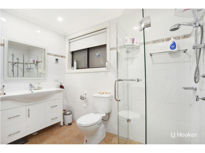 2 Napper Place, Charnwood ACT 2615