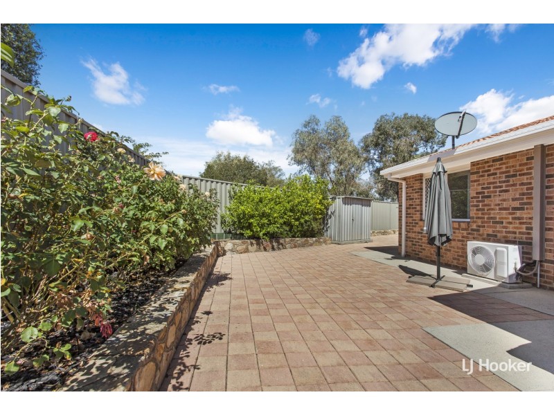 18 Leita Court, Ngunnawal ACT 2913