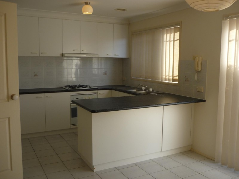12 Lanley Square, Ngunnawal ACT 2913