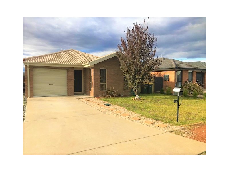 30 Rag Holmes Street, Macgregor ACT 2615