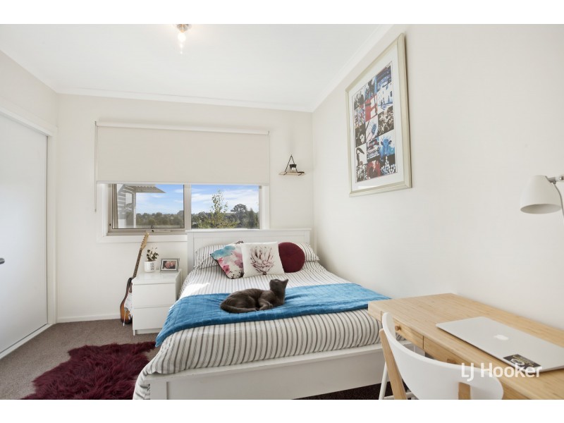 15/20 Clare Burton Crescent, Franklin ACT 2913