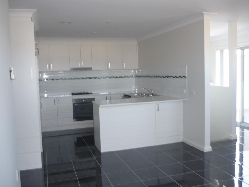 16/1 Sanger Street, Franklin ACT 2913