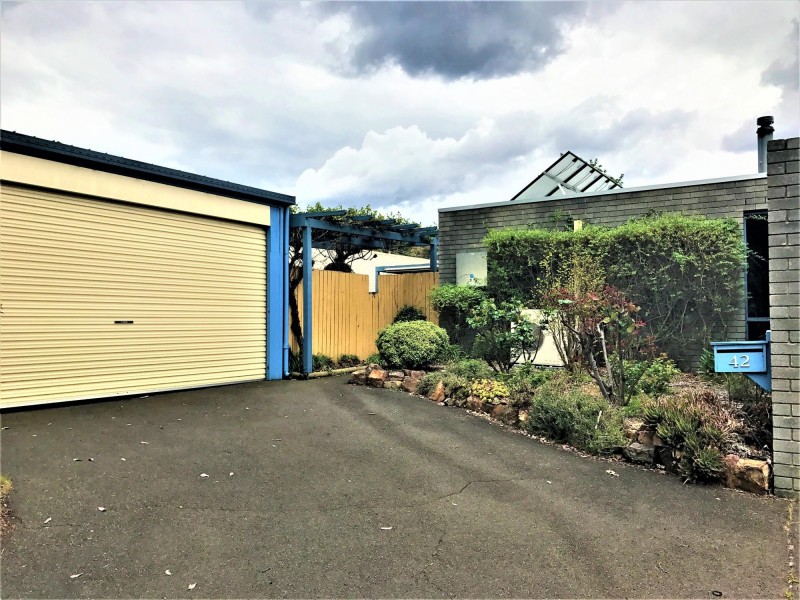 42 Harrington Circuit, Kambah ACT 2902