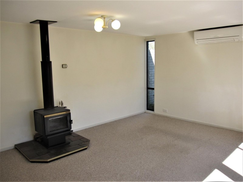 42 Harrington Circuit, Kambah ACT 2902