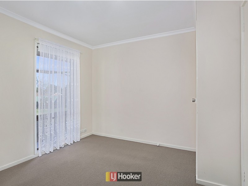 40 Ennor Crescent, Florey ACT 2615