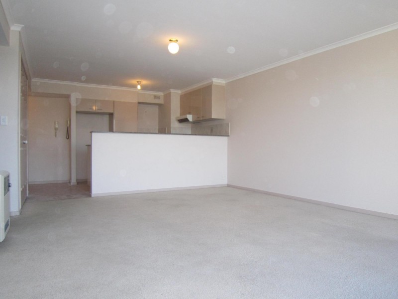 8A/17 Chandler Street, Belconnen ACT 2617