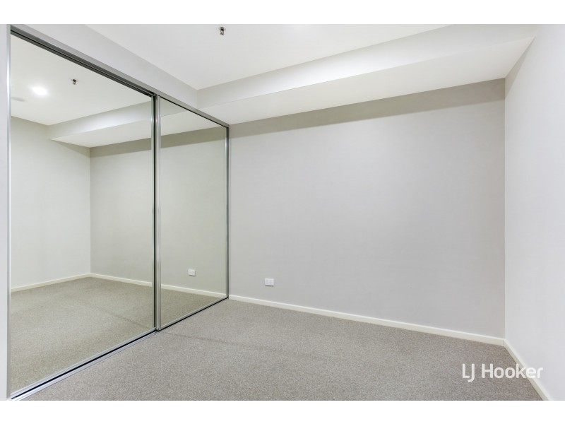 1113/120 Eastern Valley Way, Belconnen ACT 2617