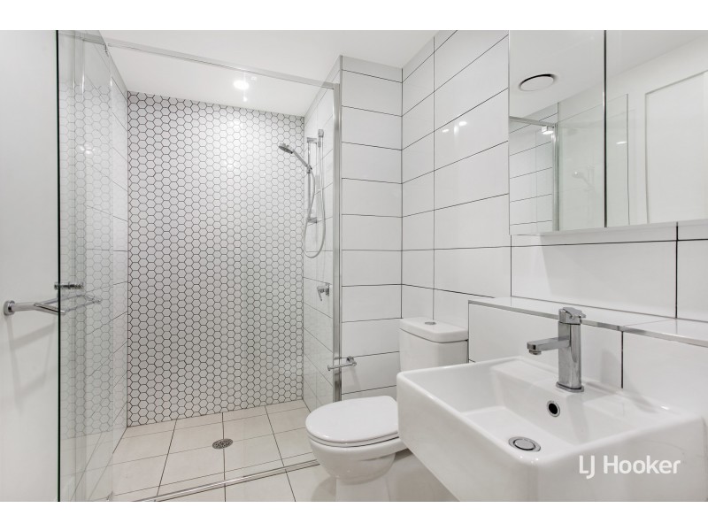 1113/120 Eastern Valley Way, Belconnen ACT 2617