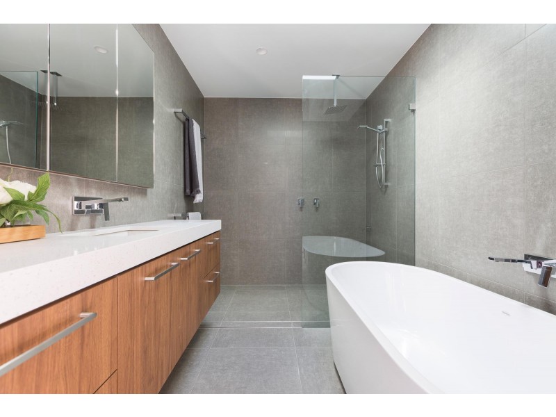 2/5 Wylde Place, Macquarie ACT 2614