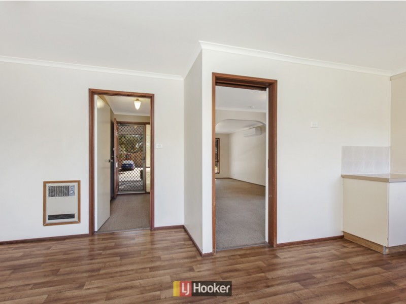 2 Lightfoot Crescent, Florey ACT 2615