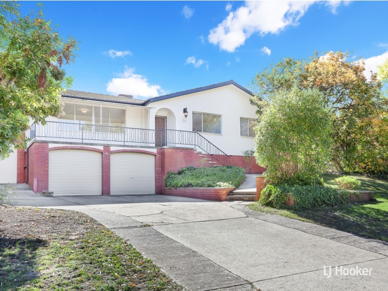 25 Stewart Crescent, Melba ACT 2615