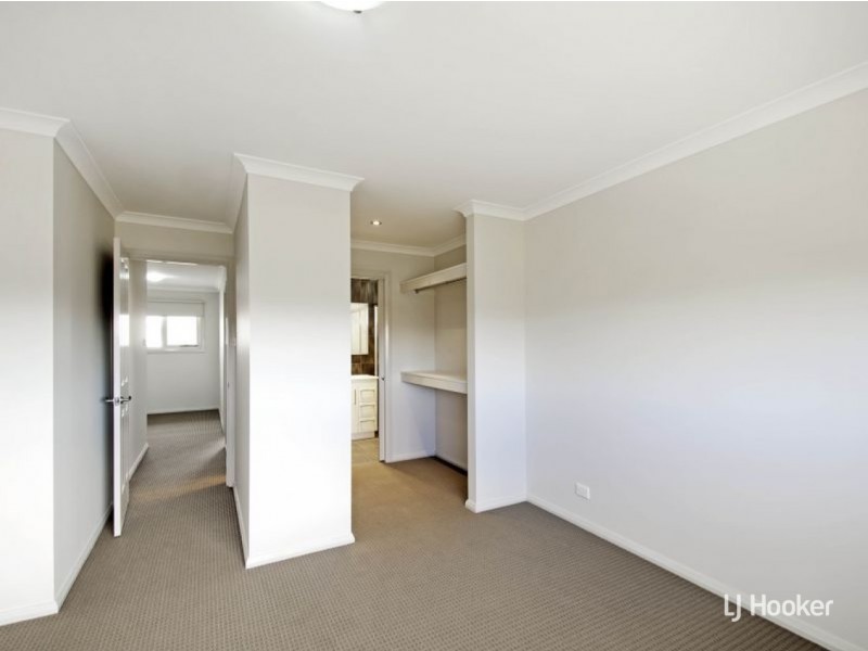 4 Stowport Avenue, Crace ACT 2911