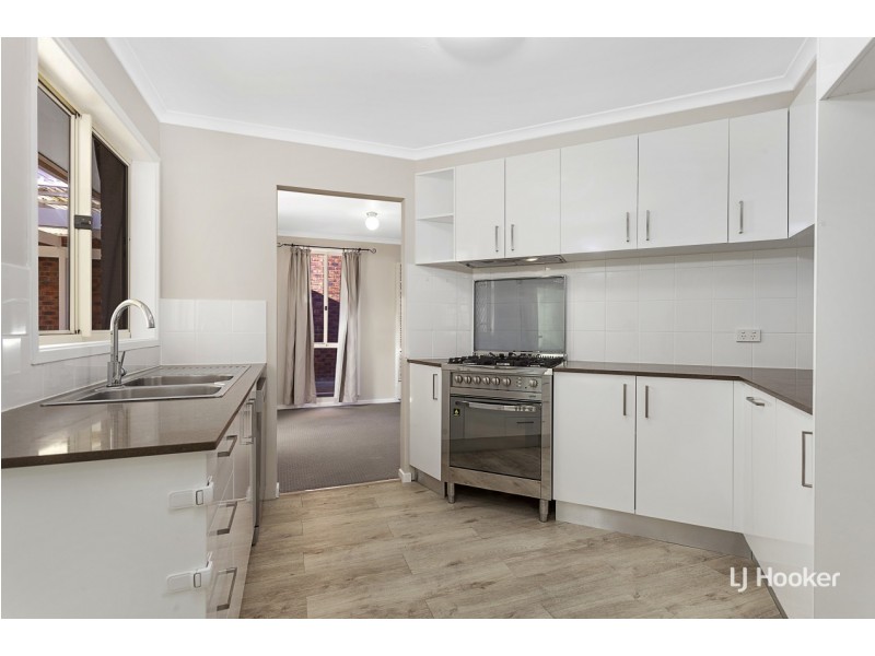15 Samuels Crescent, Ngunnawal ACT 2913