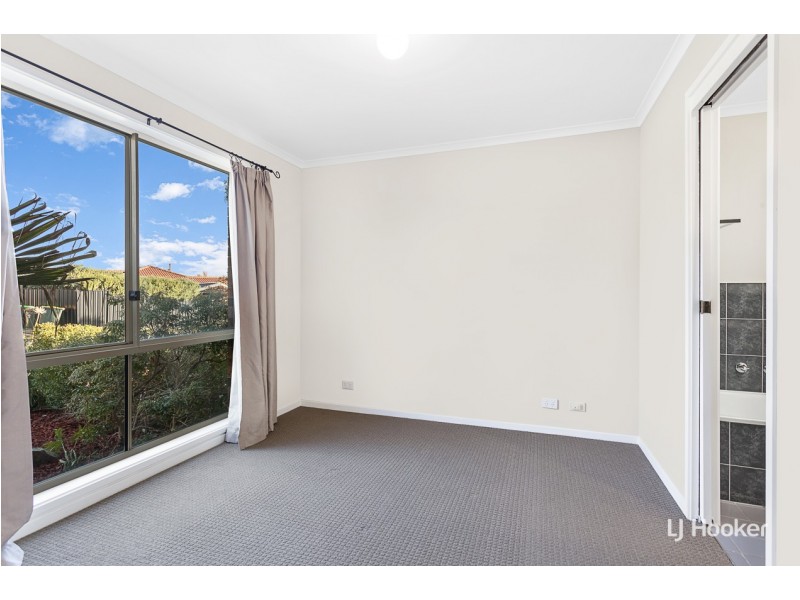 15 Samuels Crescent, Ngunnawal ACT 2913