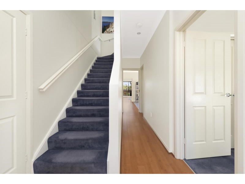 4/28 Eleanor Dark Lane, Franklin ACT 2913