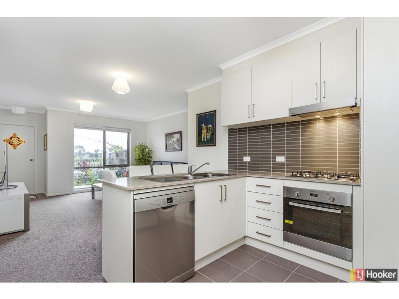 6/20 Clare Burton Crescent, Franklin ACT 2913