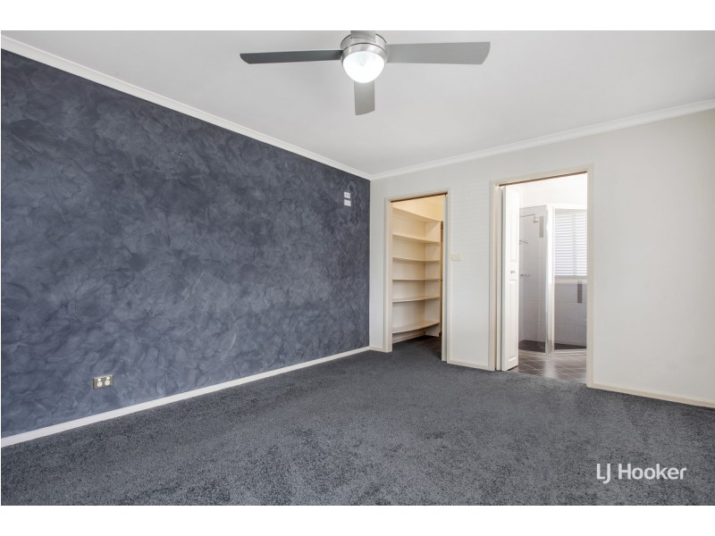 49 Wrenfordsley Place, Latham ACT 2615