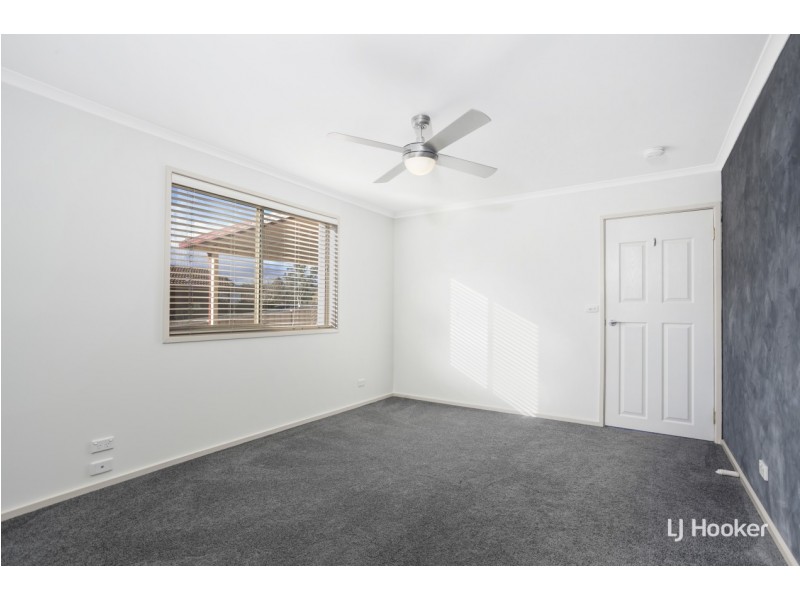 49 Wrenfordsley Place, Latham ACT 2615