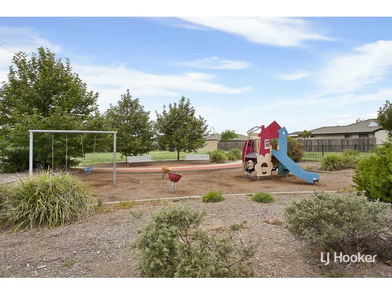 19 Hollows Circuit, Macgregor ACT 2615