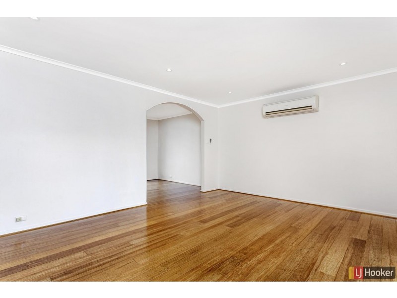 4/127 Pennefather Street, Higgins ACT 2615