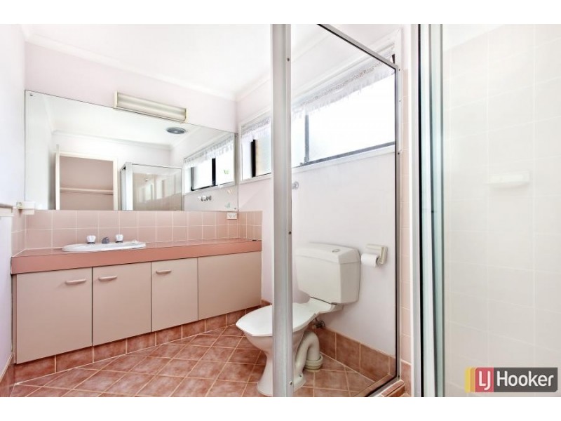 1B Moorehead Place, Latham ACT 2615