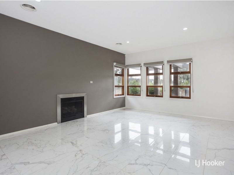 16 Baratta Street, Crace ACT 2911
