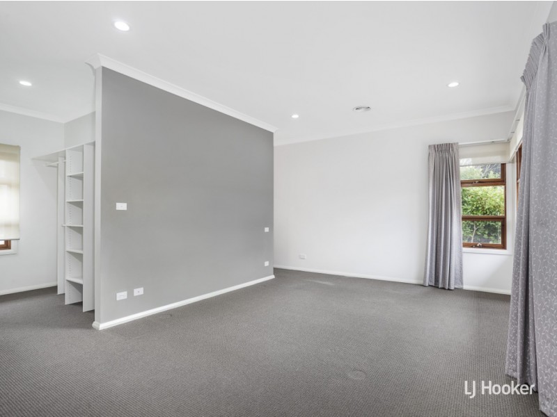 16 Baratta Street, Crace ACT 2911