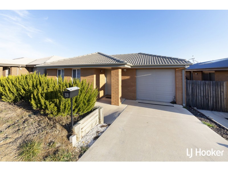 13 Bunima Crescent, Ngunnawal ACT 2913