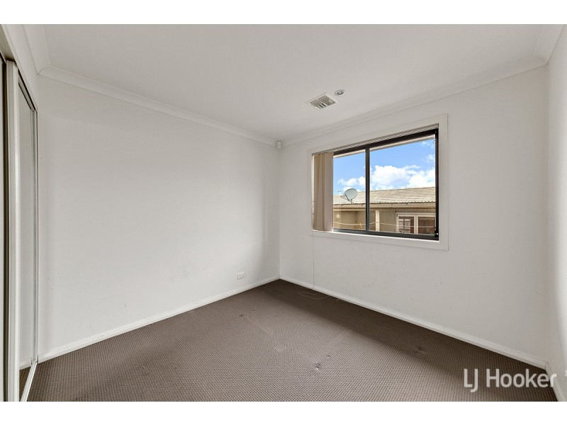 11 Kalianna Street, Harrison ACT 2914