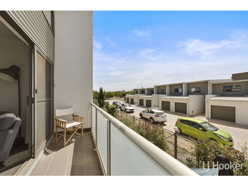 26/40 Henry Kendall Street, Franklin ACT 2913