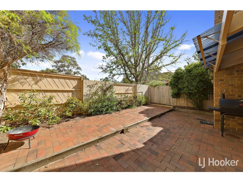 2/4 Earle Place, Page ACT 2614