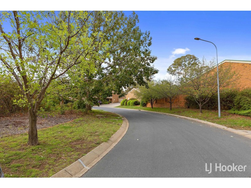 2/4 Earle Place, Page ACT 2614
