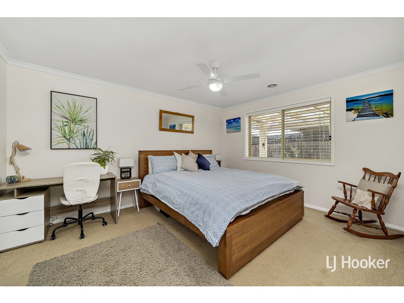 15 Mary Hall Circuit, Dunlop ACT 2615