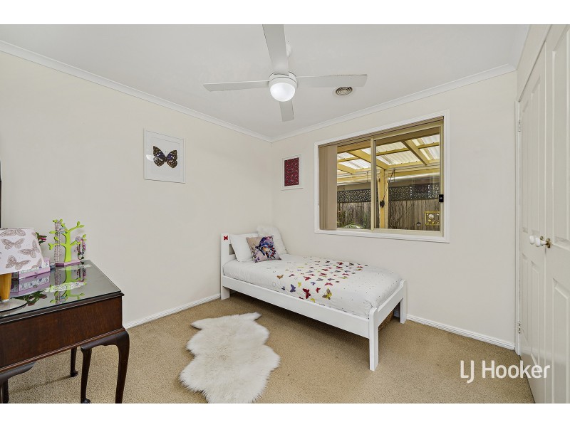 15 Mary Hall Circuit, Dunlop ACT 2615