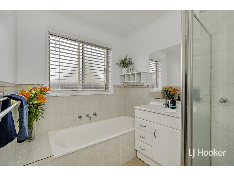 15 Mary Hall Circuit, Dunlop ACT 2615