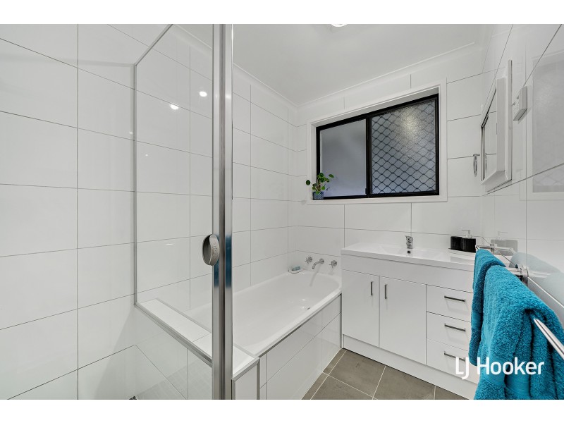 22 Barnard Circuit, Florey ACT 2615