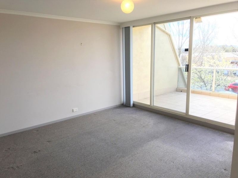 16B/9 Chandler Street, Belconnen ACT 2617