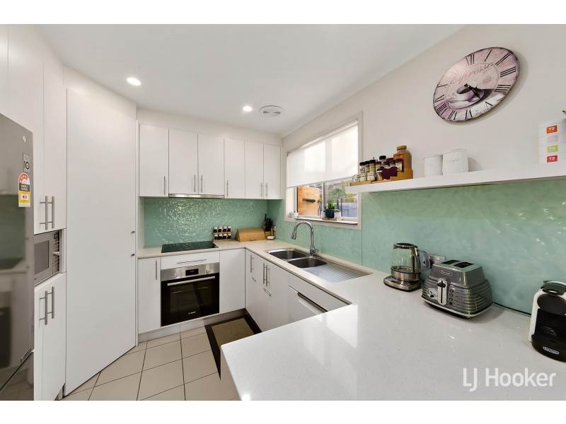 60/46 Paul Coe Crescent, Ngunnawal ACT 2913