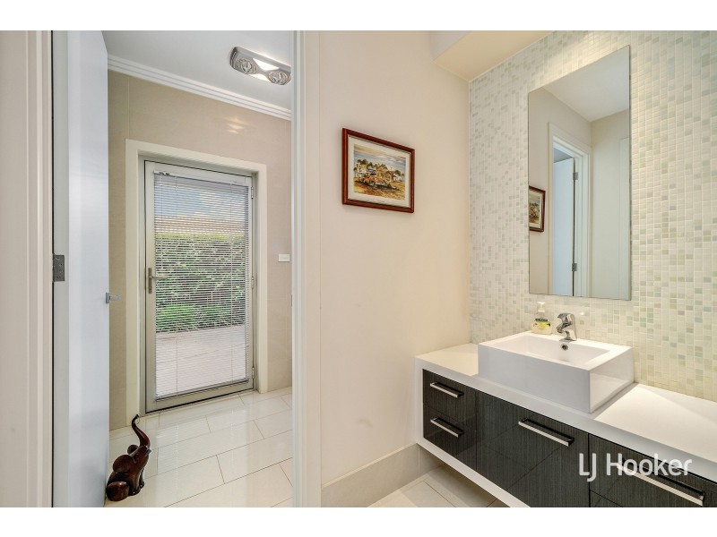 48 Bungle Bungle Crescent, Harrison ACT 2914