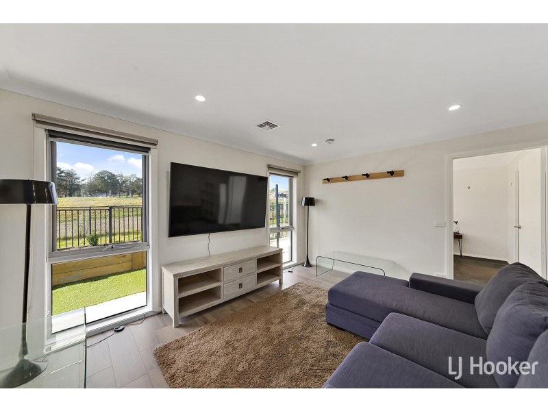62 Lionel Rose Street, Holt ACT 2615