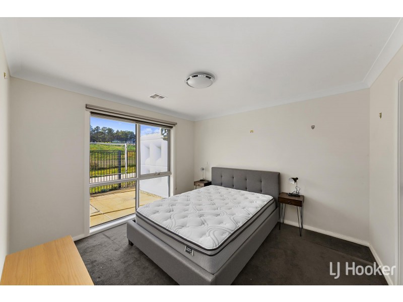 62 Lionel Rose Street, Holt ACT 2615