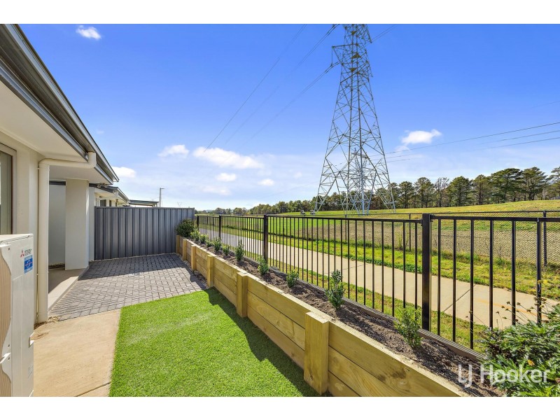 62 Lionel Rose Street, Holt ACT 2615
