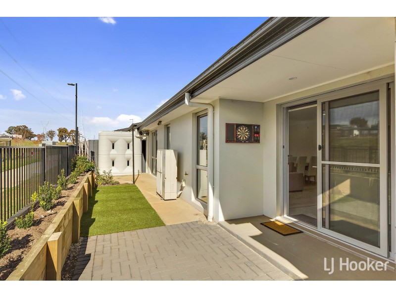 62 Lionel Rose Street, Holt ACT 2615