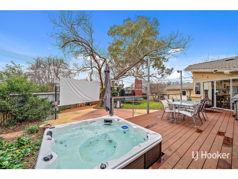 32 Collier Street, Curtin ACT 2605