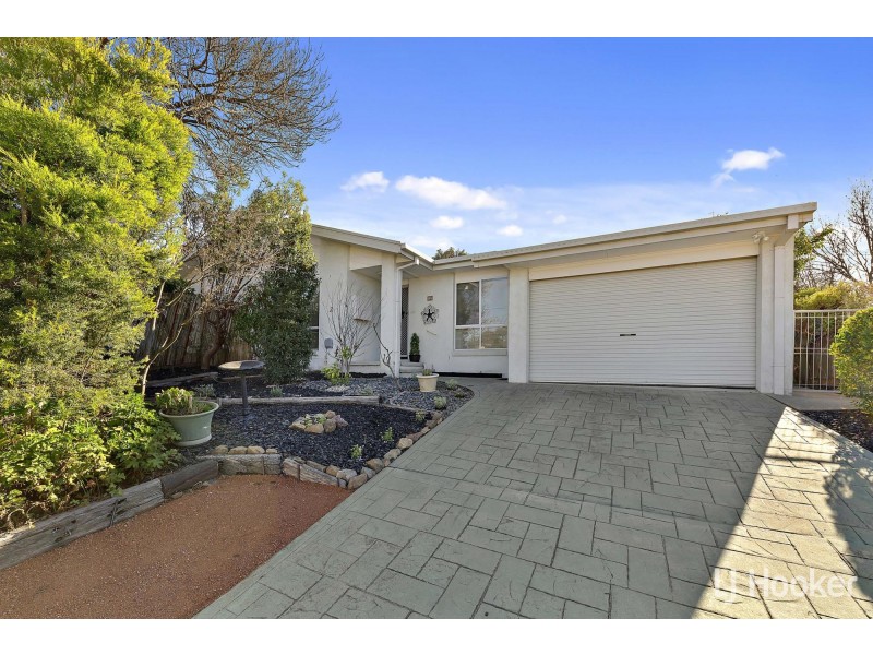 10 Mandurah Place, Ngunnawal ACT 2913